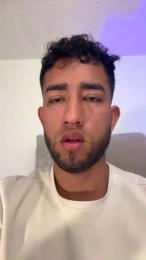 liam_bronw — Cam4 stream photo (Apr 2026)