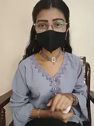 Rubina_69 — Stripchat stream photo (Jun 2026)