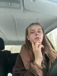 LisaFreierxx — 在 stripchat 直播的网络摄像头模特