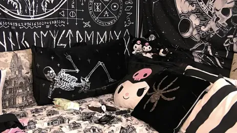 Paige_Turner — 在 stripchat 直播的网络摄像头模特