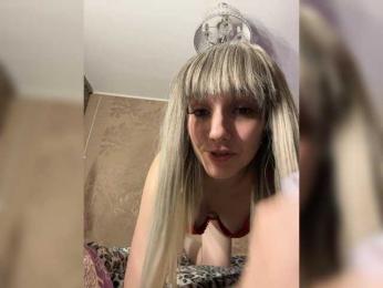 Ksyusha12 — 在 bongacams 直播的网络摄像头模特