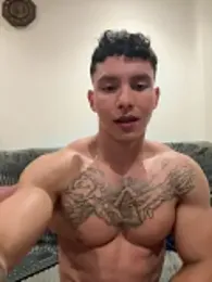 JAYCAM_ — 在 stripchat 直播的网络摄像头模特