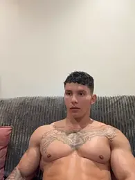 JAYCAM_ — 在 stripchat 直播的网络摄像头模特