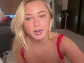 athenaaa8 — 在 chaturbate 直播的网络摄像头模特