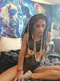farahmoans4u — Stripchat stream photo (Aug 2026)