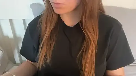 Lucyschickt — Stripchat stream photo (Jun 2026)