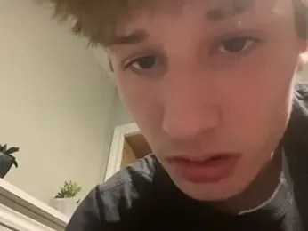 yourwhiteboy1 — Stripchat stream photo (Mar 2026)