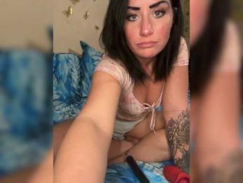 ValayaNoire — bongacams