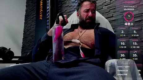 David_Big_Daddy — 在 stripchat 直播的网络摄像头模特