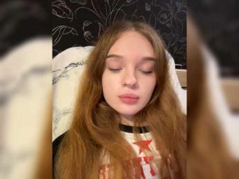 Doll4You — 在 bongacams 直播的网络摄像头模特