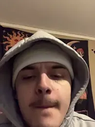 CarmeloA — 在 stripchat 直播的网络摄像头模特