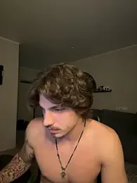 KozyrOffi — Stripchat stream photo (Sep 2026)