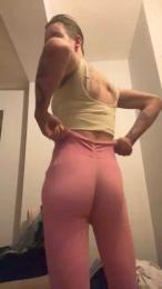 DanWillShock — Cam4 stream photo (Apr 2026)