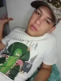 Top_and_bottom — Stripchat stream photo (May 2026)