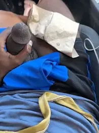 your_pervy_son — 在 stripchat 直播的网络摄像头模特