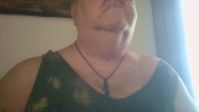 riminese57 — 在 cam4 直播的网络摄像头模特