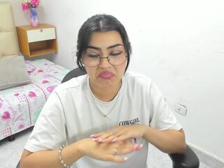 Triana Bloom — flirt4free
