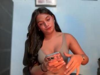 sweet_scarllet12 — Chaturbate stream photo (Apr 2026)