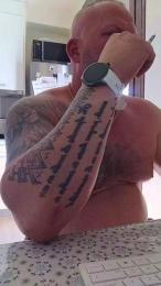 misteralexxx — 在 cam4 直播的网络摄像头模特