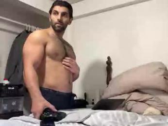 fitcurvyman4fun_69 — 在 chaturbate 直播的网络摄像头模特