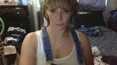 Lustyboots77 — Cam4 stream photo (May 2026)
