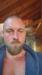 c0ckcomb — Cam4 stream photo (Apr 2026)