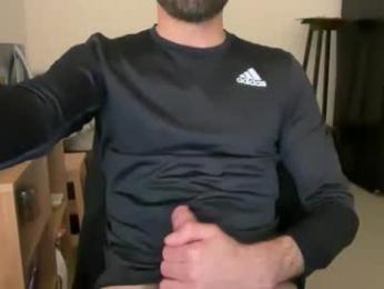 fla85 — 在 chaturbate 直播的网络摄像头模特