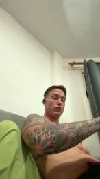 Cristiangonzaa — 在 cam4 直播的网络摄像头模特