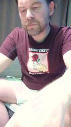 tomsauwer — 在 cam4 直播的网络摄像头模特