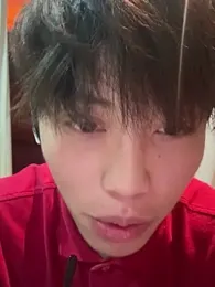 Ethan7063 — 在 stripchat 直播的网络摄像头模特
