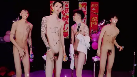 Sexyboys-DS — 在 stripchat 直播的网络摄像头模特