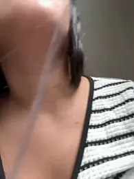 WHAAATTTTTTTTTT — stripchat