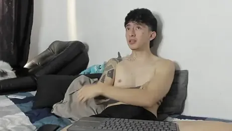 troy_rouge — Stripchat stream photo (Mar 2026)