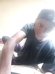 EssKaySA@xh — Stripchat stream photo (Nov 2025)