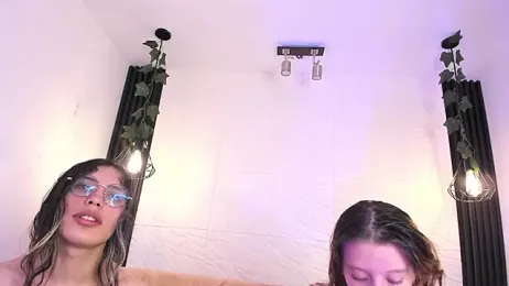 BRIAR_AND_BLAIR — Stripchat stream photo (Nov 2025)