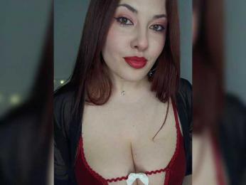 LaraMoon — 在 bongacams 直播的网络摄像头模特