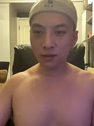 yichen008 — 在 stripchat 直播的网络摄像头模特