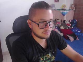 Nico Vega — Flirt4free stream photo (Jun 2026)