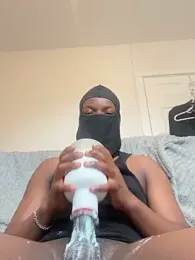 Bidiko67 — Stripchat stream photo (May 2026)