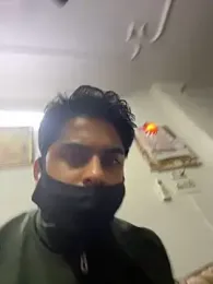 john_desihunks — Stripchat stream photo (Feb 2026)