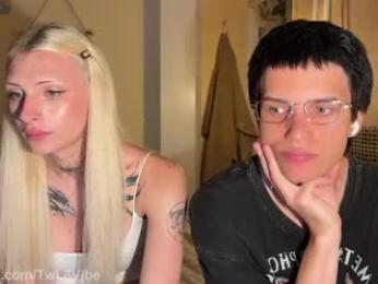 twl8vibe — 在 chaturbate 直播的网络摄像头模特