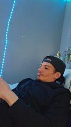 gifted79 — Cam4 stream photo (Mar 2026)