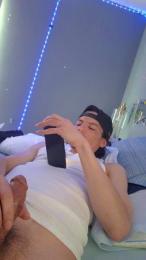 gifted79 — Cam4 stream photo (Mar 2026)