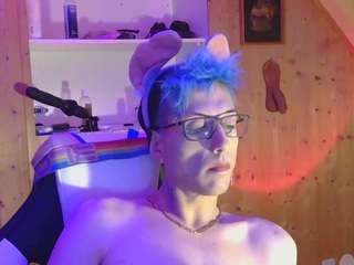 averyafterdark — Camsoda stream photo (Apr 2026)