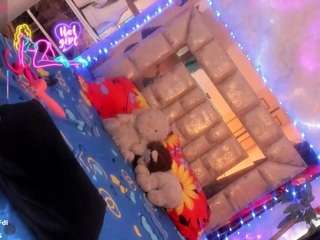 sofia-waltonx1 — Camsoda stream photo (Apr 2026)