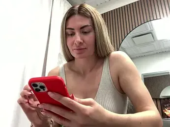 Alyssa_rhoades — 在 stripchat 直播的网络摄像头模特