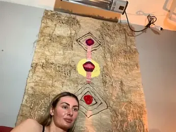 Alyssa_rhoades — Stripchat stream photo (Apr 2026)