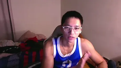 iron0401 — 在 stripchat 直播的网络摄像头模特