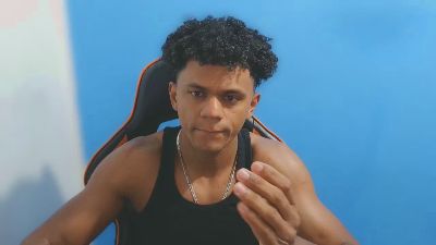 black_dick_hot — 在 cam4 直播的网络摄像头模特