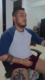 _LIONEL_ — 在 cam4 直播的网络摄像头模特